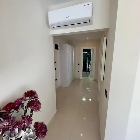 Apartment In Konak Garden Life